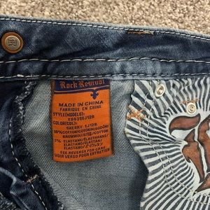 Women’s Rock Revival jeans. Sherry easy straight cut. Size 25 31 1/2” inseam